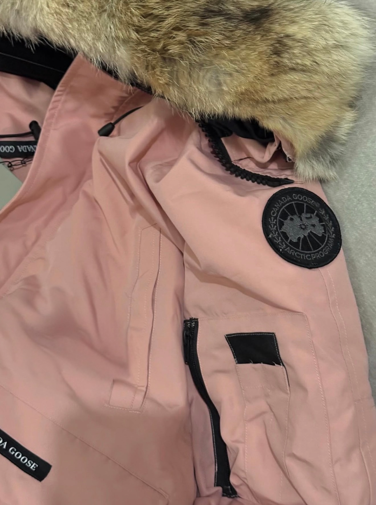 CANADA GOOSE PINK COAT