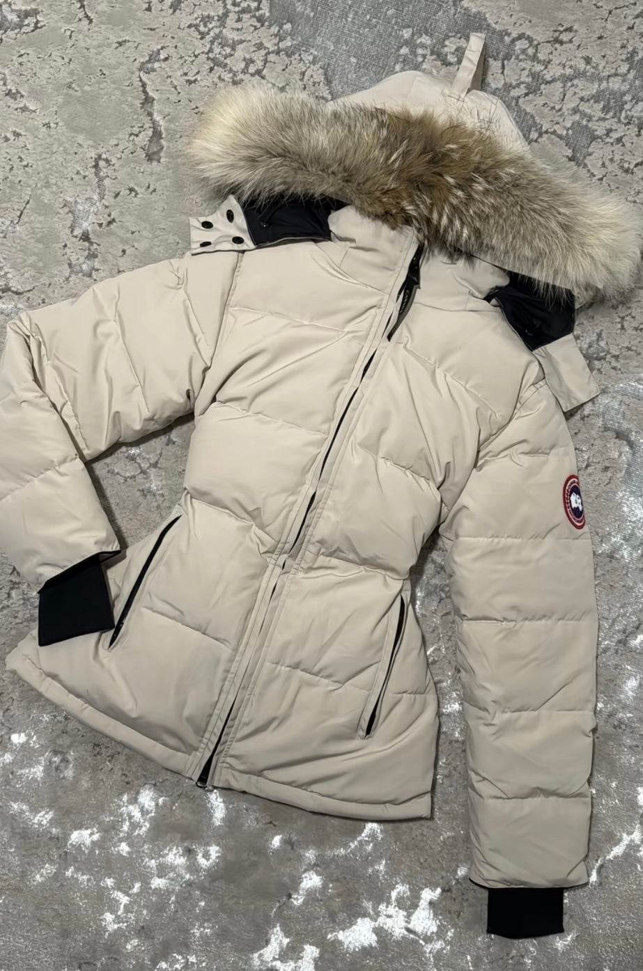 CANADA GOOSE SNATCHABLE COAT BEIGE