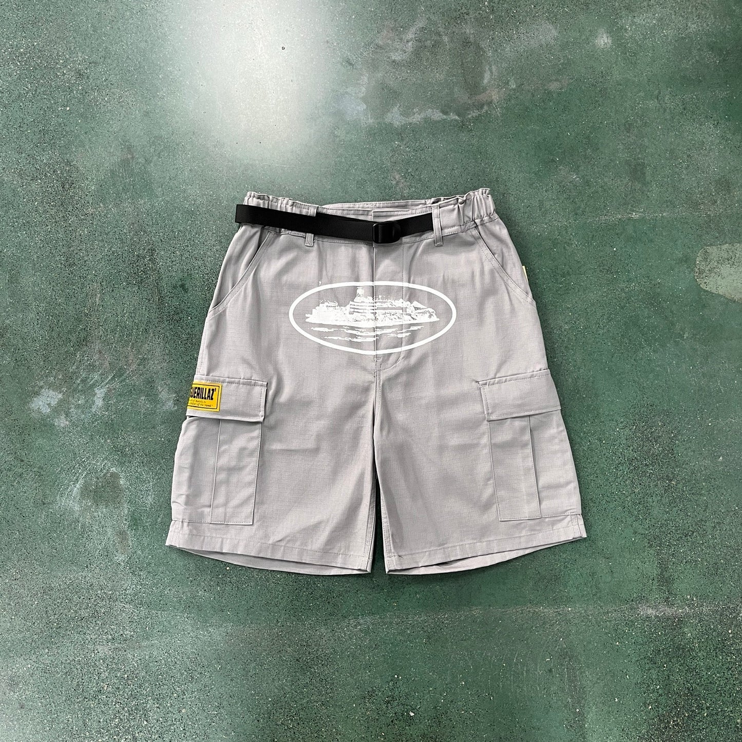 "alcatraz" cargo shorts grey