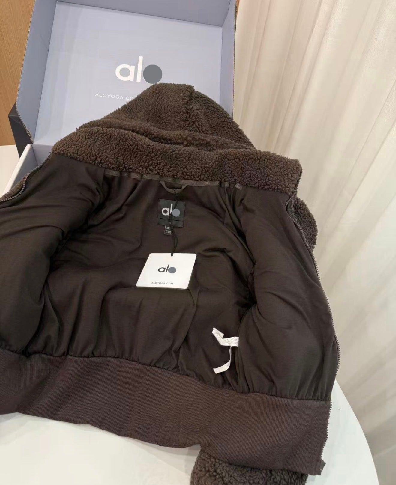 ALO TEDDY JACKET