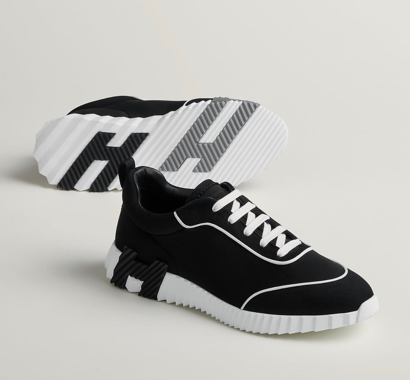 HERMES BOUNCING BLACK WHITE LINE