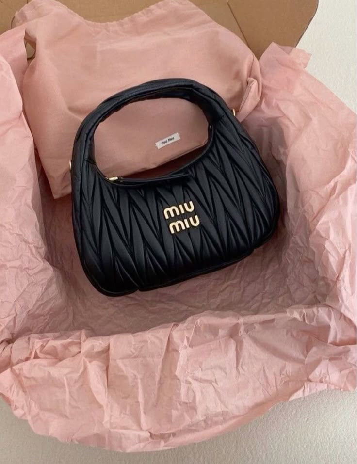 MIU MIU BAG BLACK
