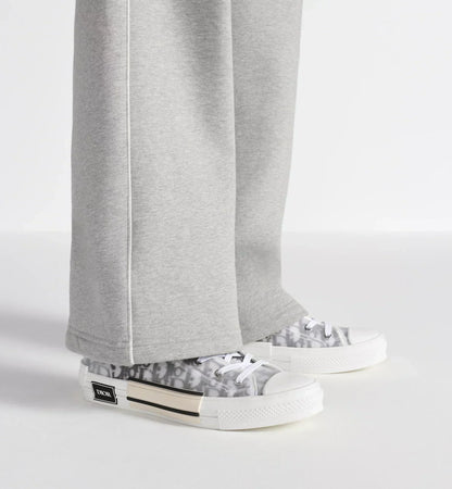 B23 League High Top Sneaker